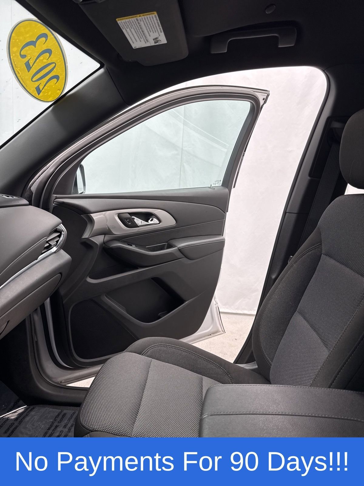 Used 2023 Chevrolet Traverse LT image 22