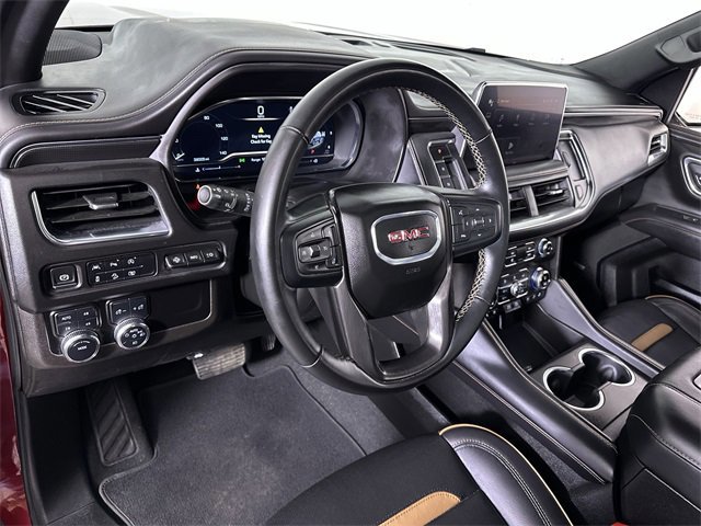 Used 2024 GMC Yukon AT4 w/ Technology Package image 10