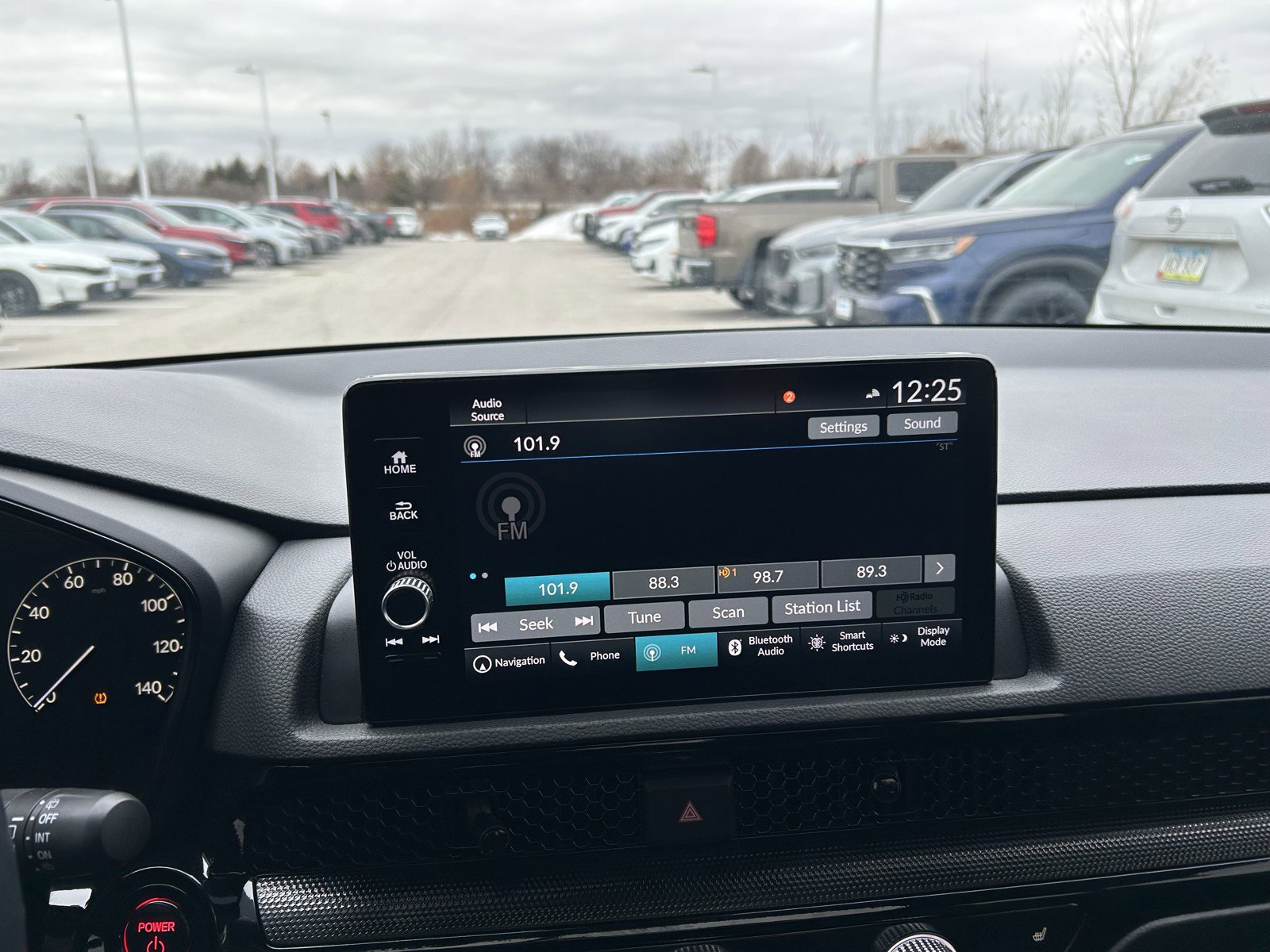 Used 2025 Honda CR-V Sport Touring image 29