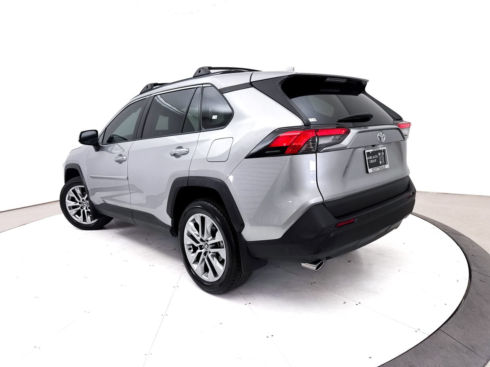 Used 2024 Toyota RAV4 XLE Premium w/ Weather Package FWD image 3