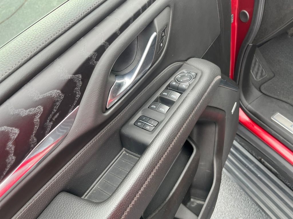 Used 2023 GMC Yukon Denali image 13