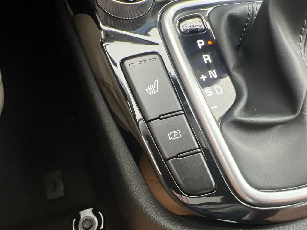 Certified 2025 Kia Seltos EX w/ EX Sunroof Package AWD/4WD image 62