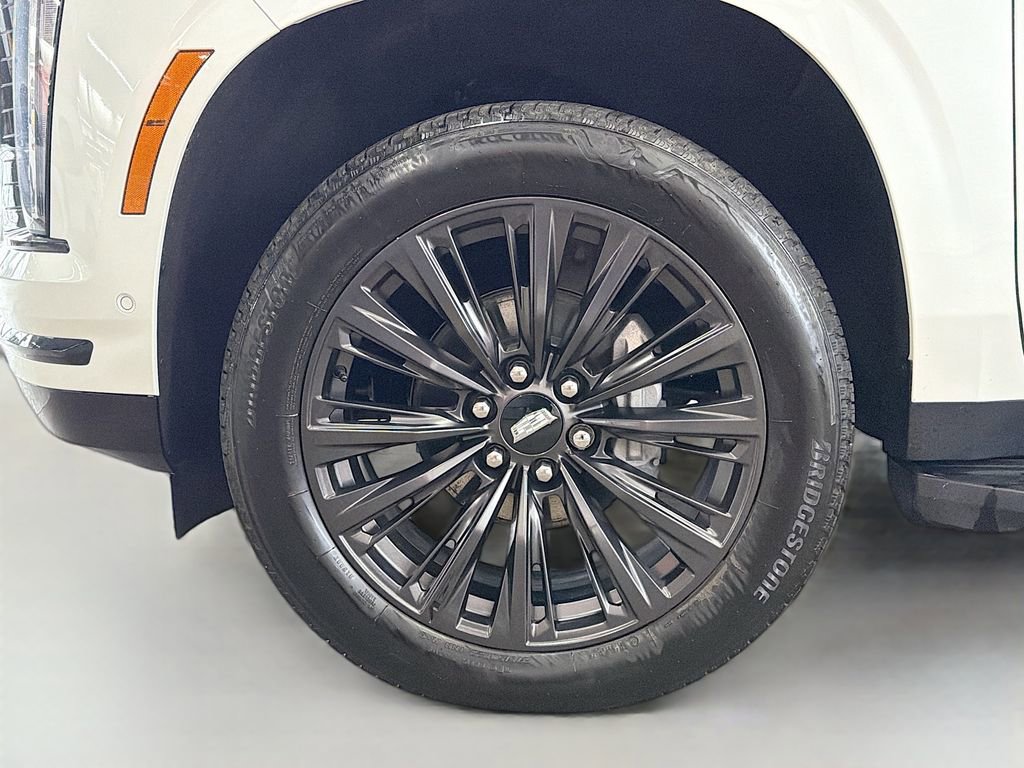 Used 2025 Cadillac Escalade Sport w/ LPO, ONYX Package image 33