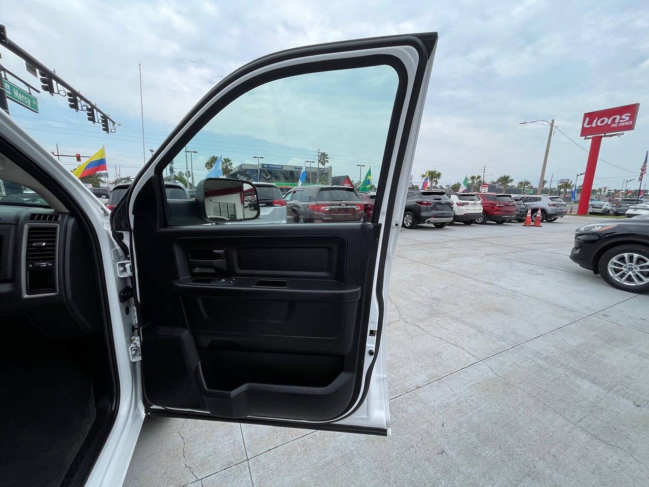 Used 2023 RAM 1500 Tradesman w/ Trailer Tow Group RWD image 5