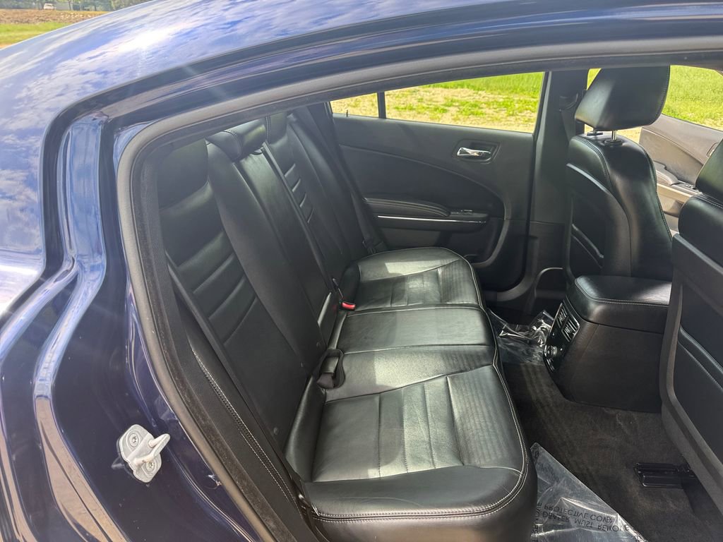 Used 2013 Dodge Charger SXT Plus RWD image 39