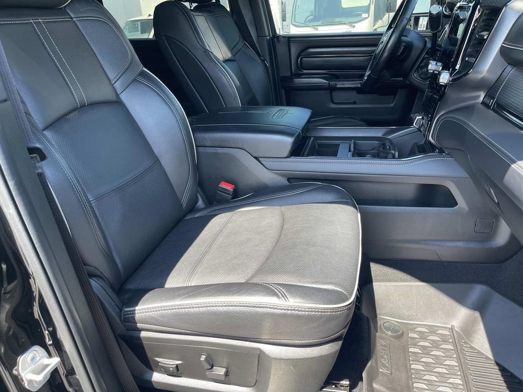 Used 2023 RAM 3500 Limited image 23