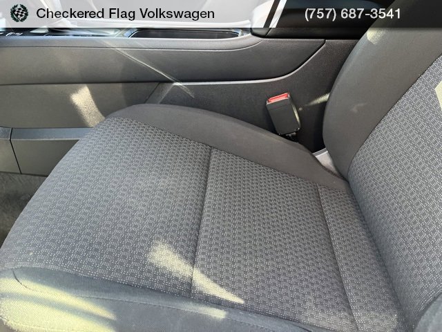 Used 2025 Nissan Kicks S image 22