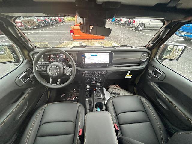 New 2025 Jeep Gladiator Sport image 12
