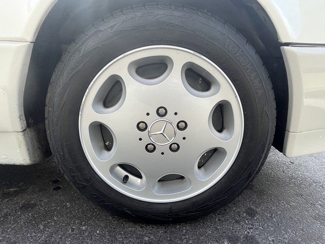 Used 1994 Mercedes-Benz SL 500 image 6