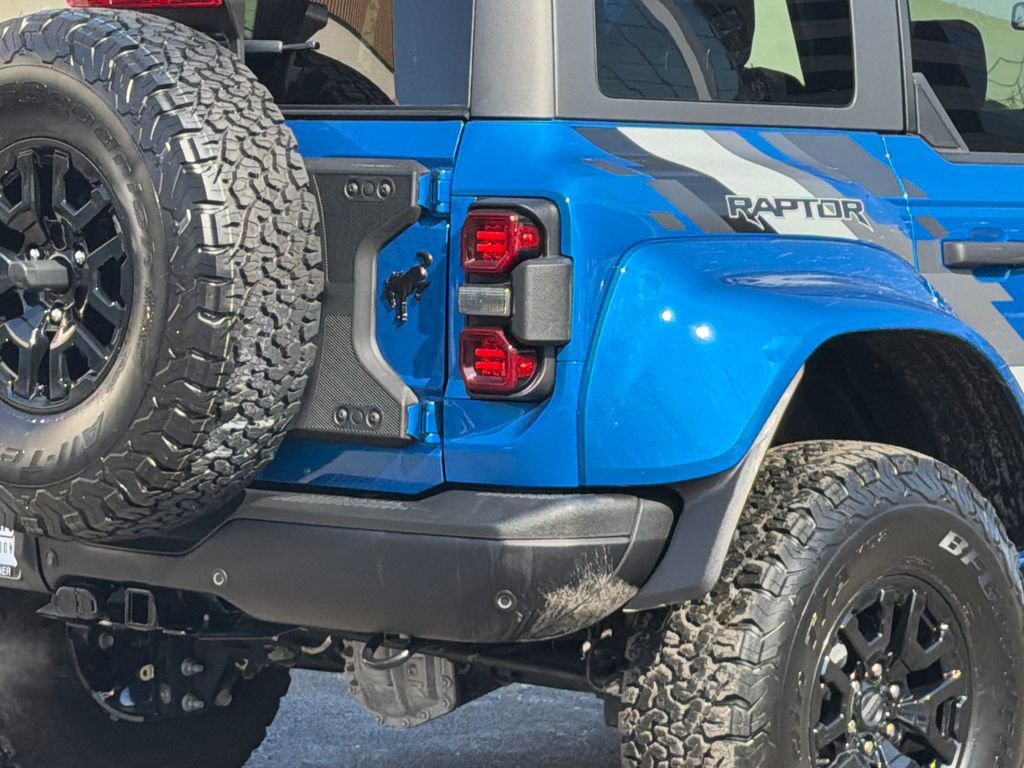 Used 2024 Ford Bronco Raptor w/ Interior Carbon Fiber Pack 6 image 7