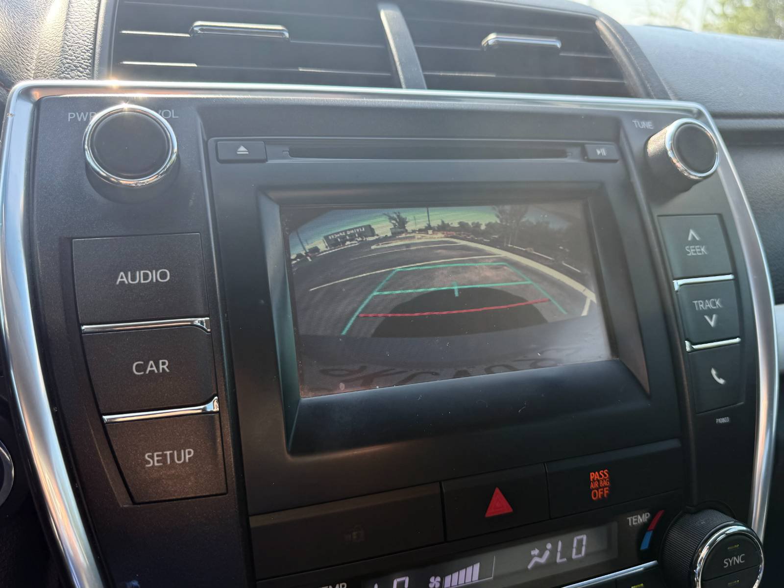 Used 2015 Toyota Camry SE FWD image 42