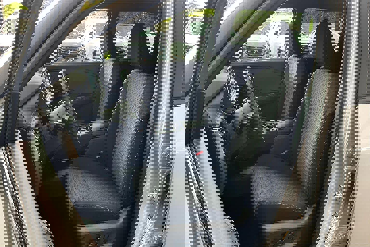 Certified 2022 Nissan Rogue SV image 8