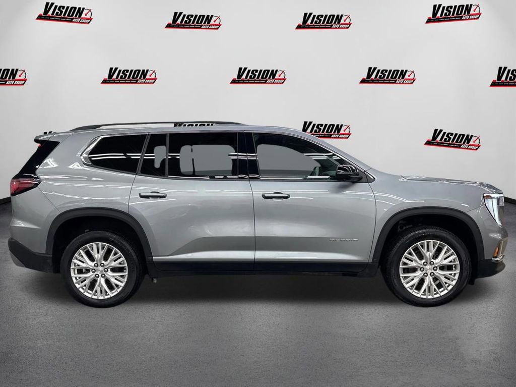Used 2024 GMC Acadia Elevation w/ Trailering Package image 4