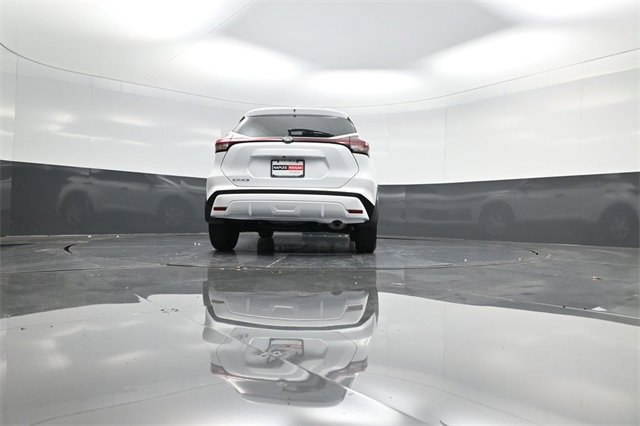 Used 2025 Nissan Kicks Play S image 36