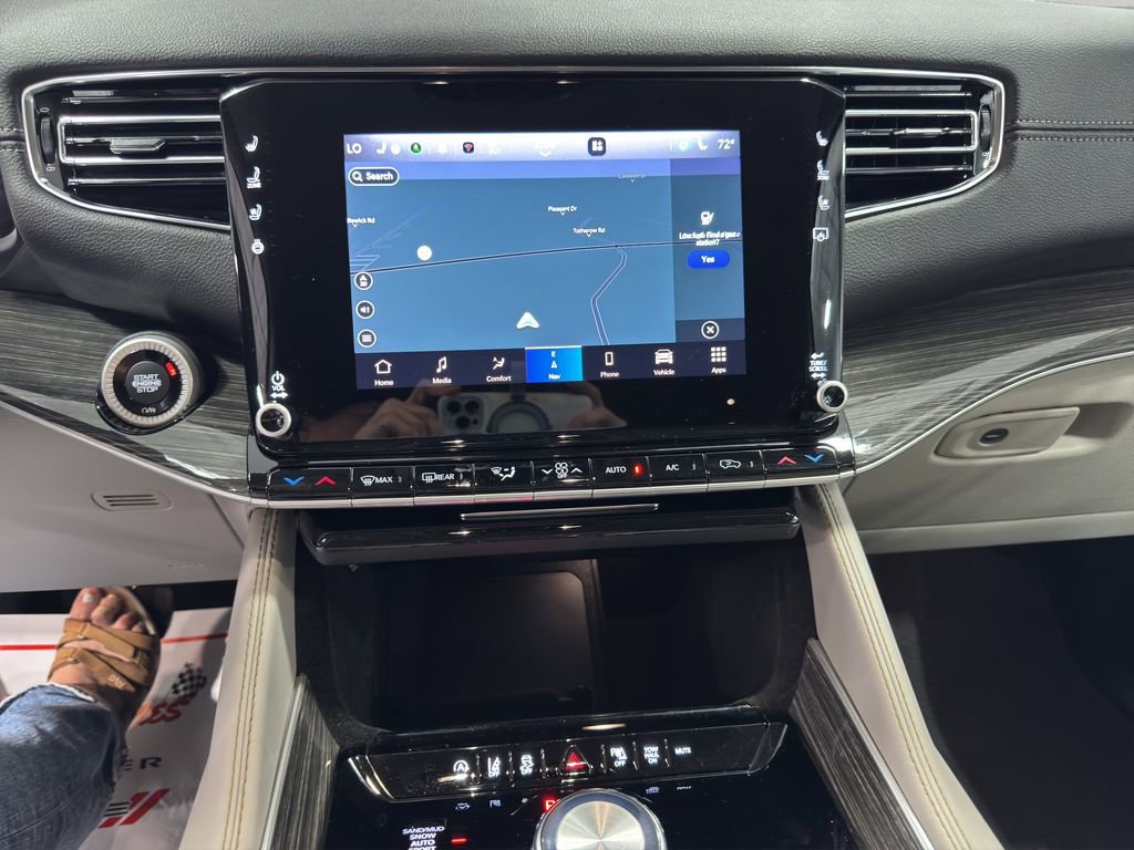 Used 2022 Jeep Wagoneer Series II image 25