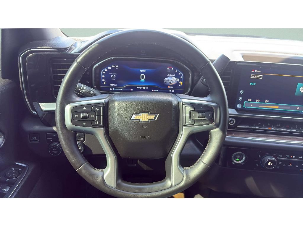 Used 2023 Chevrolet Silverado 1500 LT AWD/4WD image 16