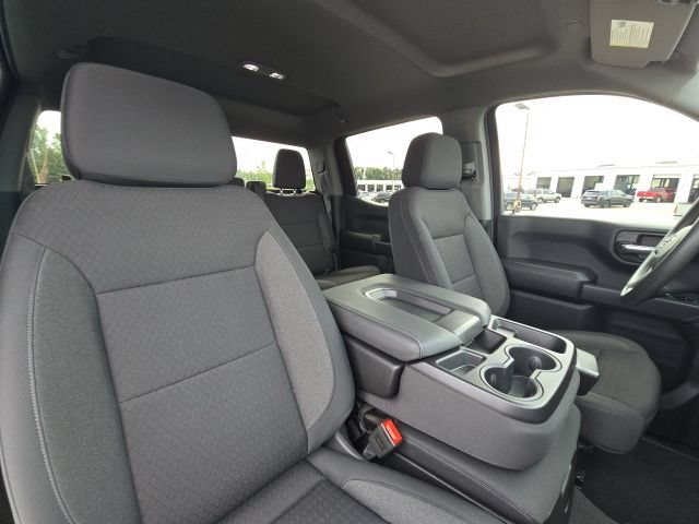 Used 2025 Chevrolet Silverado 1500 Custom Trail Boss AWD/4WD image 22