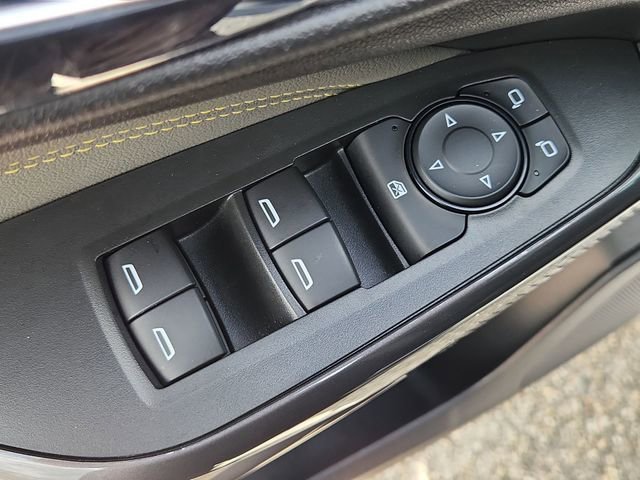 Used 2024 Chevrolet Trax ACTIV w/ Sunroof Package FWD image 22