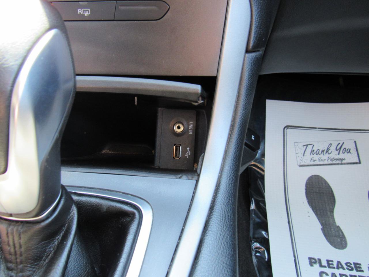 Used 2015 Ford Edge SE FWD image 19