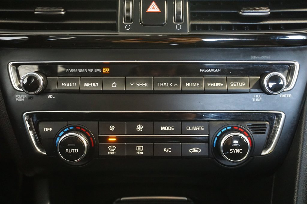 Used 2019 Kia Optima S image 12