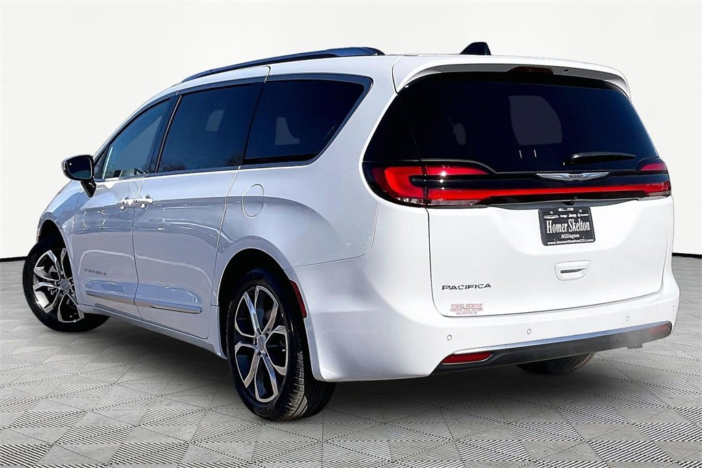 New 2026 Chrysler Pacifica Pinnacle image 3