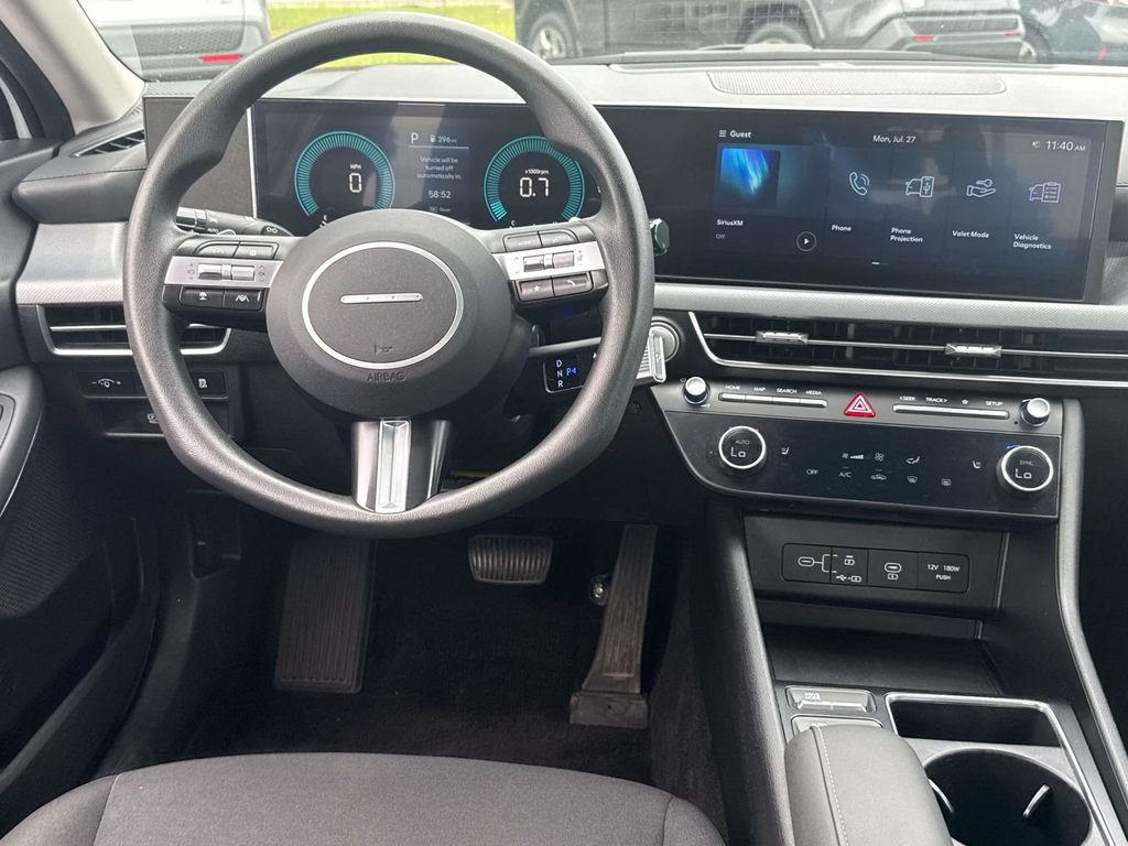 Used 2025 Hyundai Sonata SEL FWD image 11