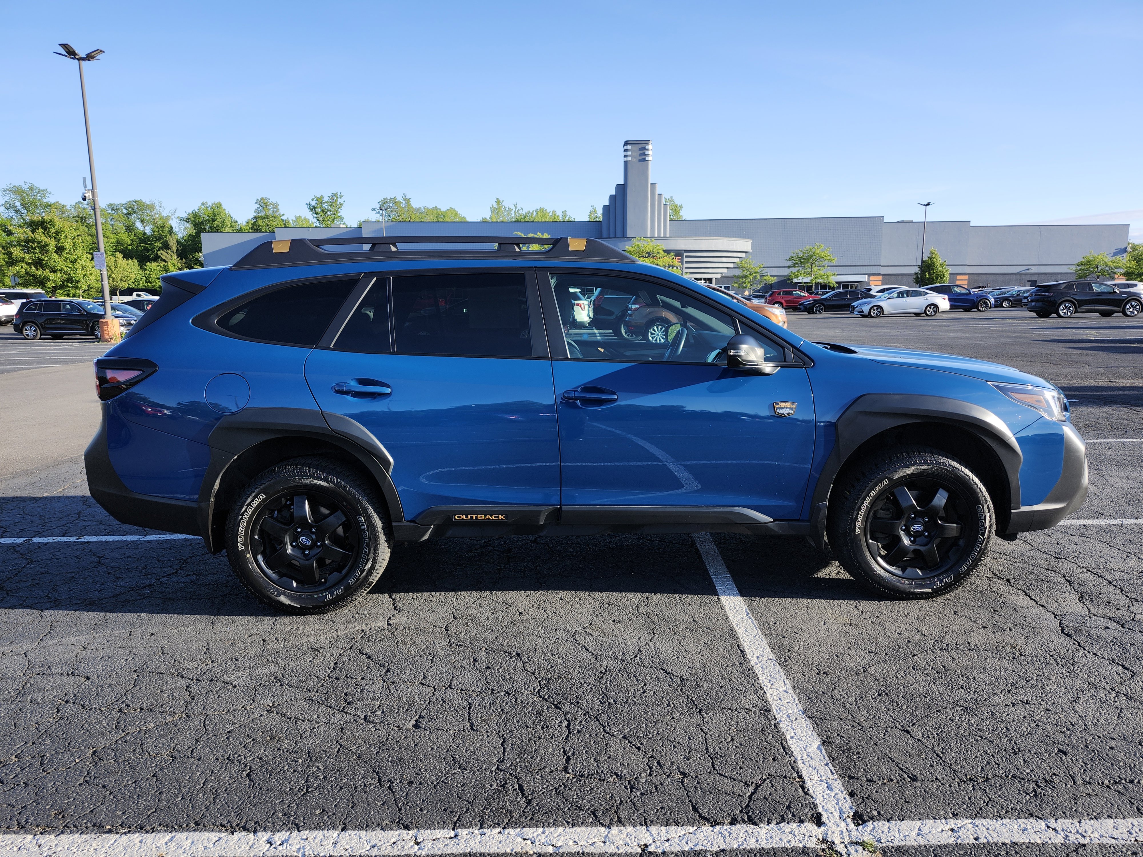 Used 2022 Subaru Outback Wilderness w/ Wilderness Package AWD/4WD image 13