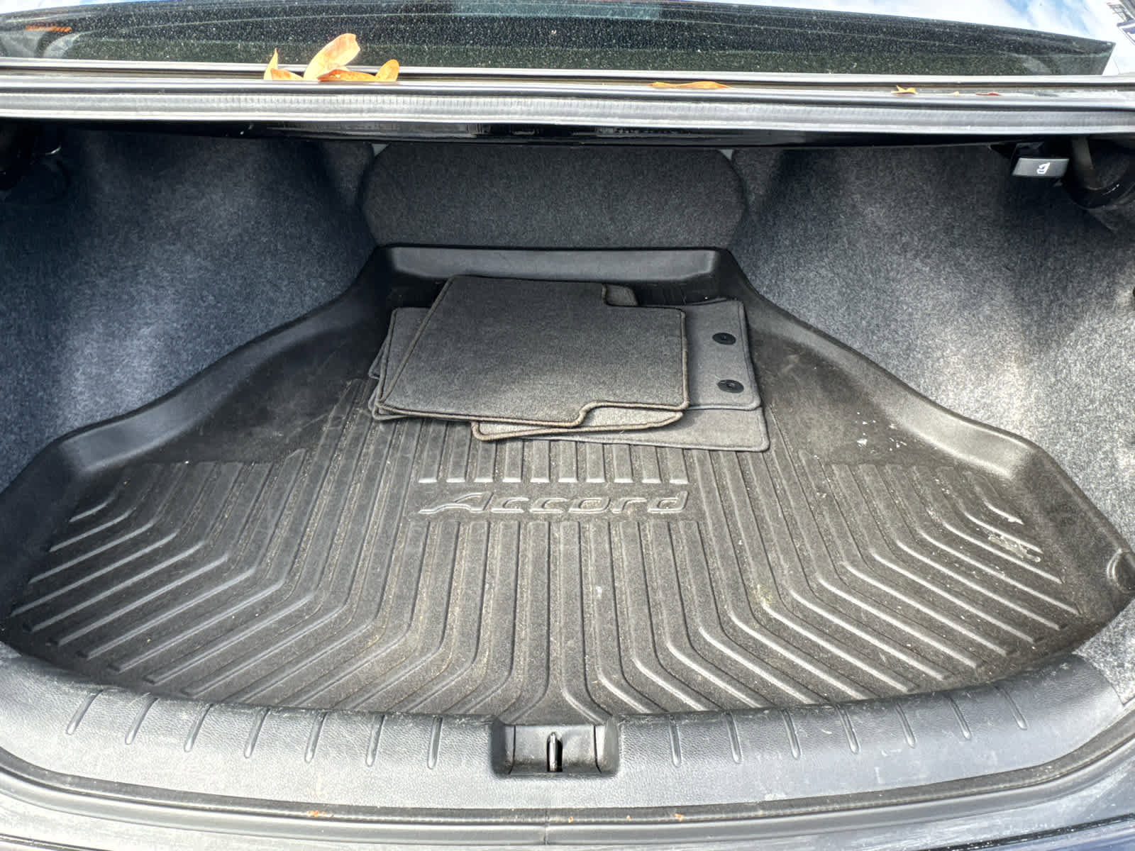 Used 2013 Honda Accord Touring image 12