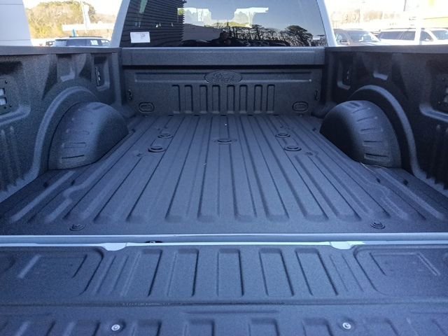 Used 2026 Ford F250 Lariat w/ Black Appearance Package image 29