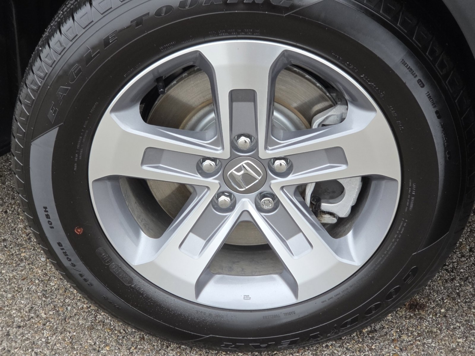 Used 2025 Honda Pilot EX-L image 11