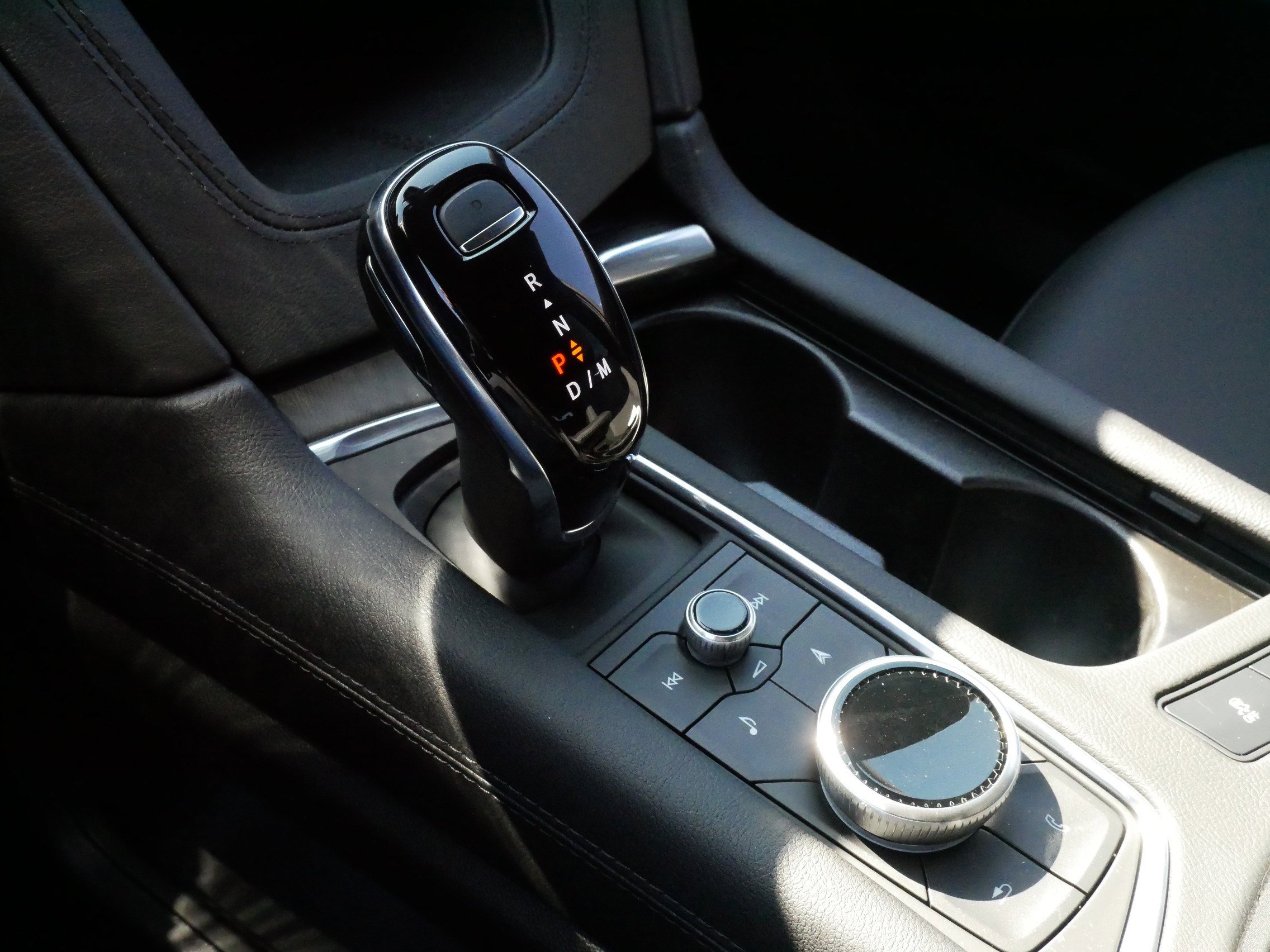 New 2025 Cadillac XT6 Sport image 22