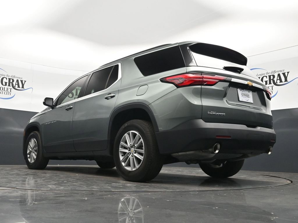 Used 2023 Chevrolet Traverse LT FWD image 21
