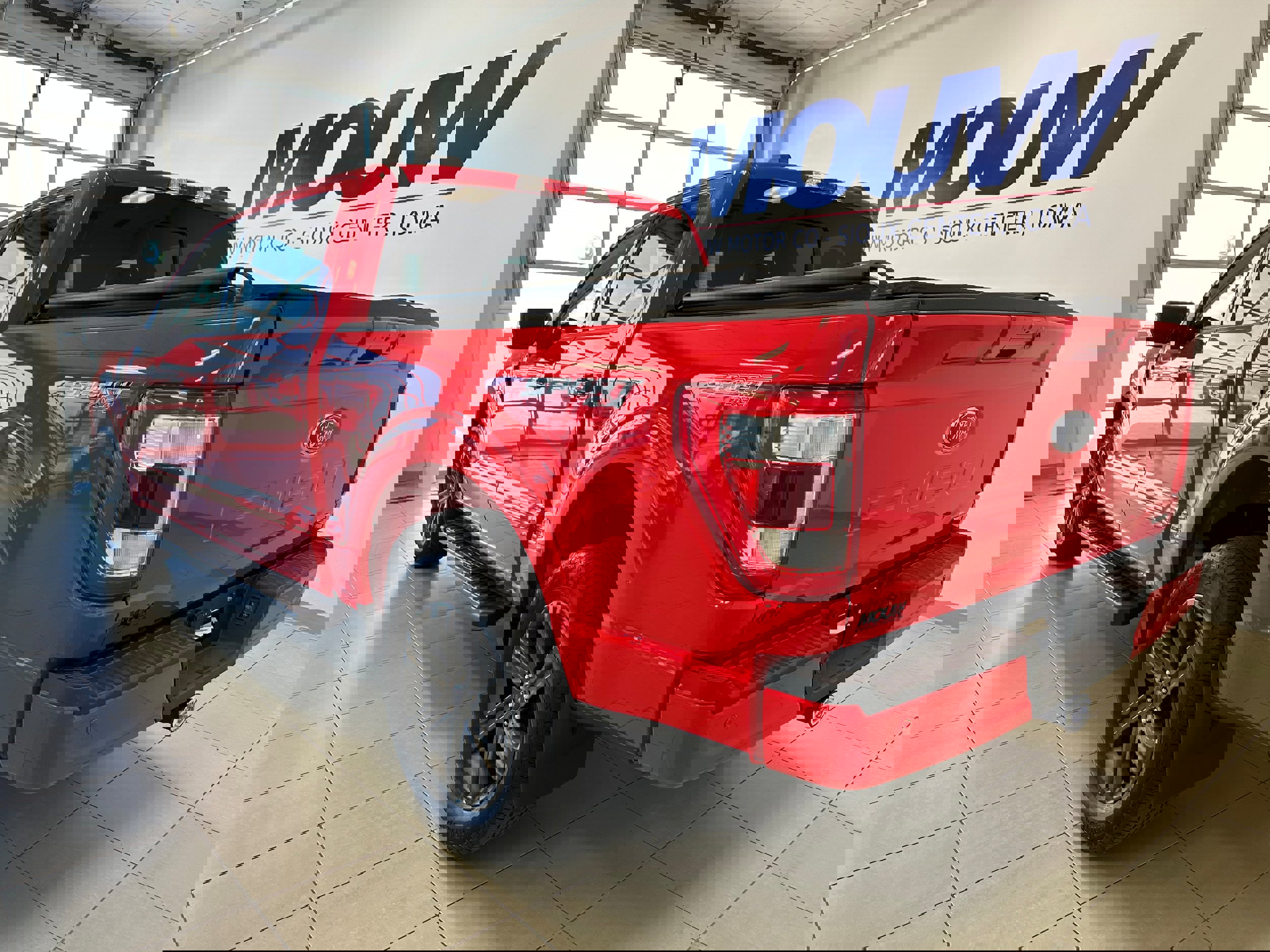 Used 2023 Ford F150 Lariat w/ Equipment Group 502A High image 6