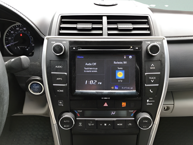 Certified 2017 Toyota Camry XLE FWD image 17