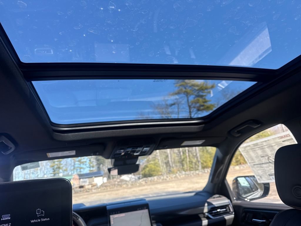 New 2026 GMC Yukon AT4 w/ AT4 Premium Plus Package image 28