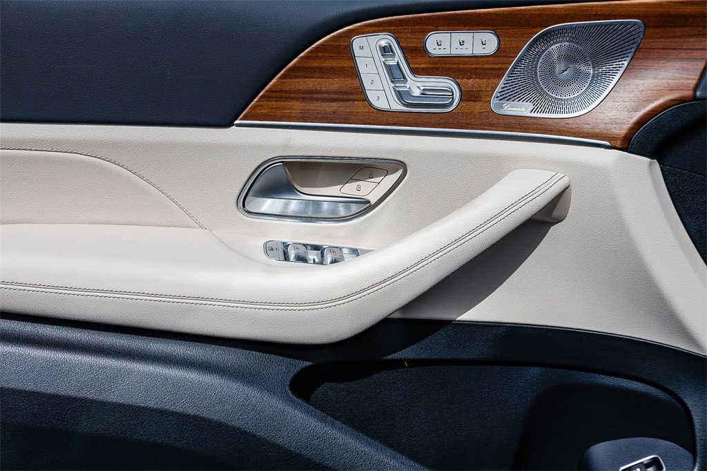 New 2026 Mercedes-Benz GLS 450 4MATIC image 21