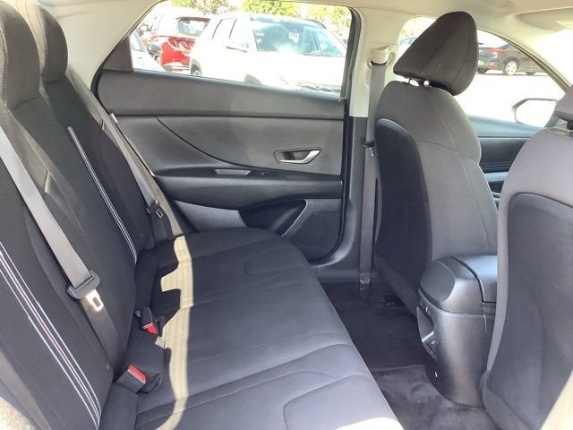 Certified 2024 Hyundai Elantra Blue FWD image 26