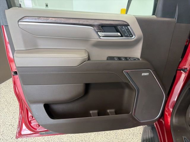 Used 2024 Chevrolet Silverado 1500 LTZ w/ LTZ Convenience Package II image 8