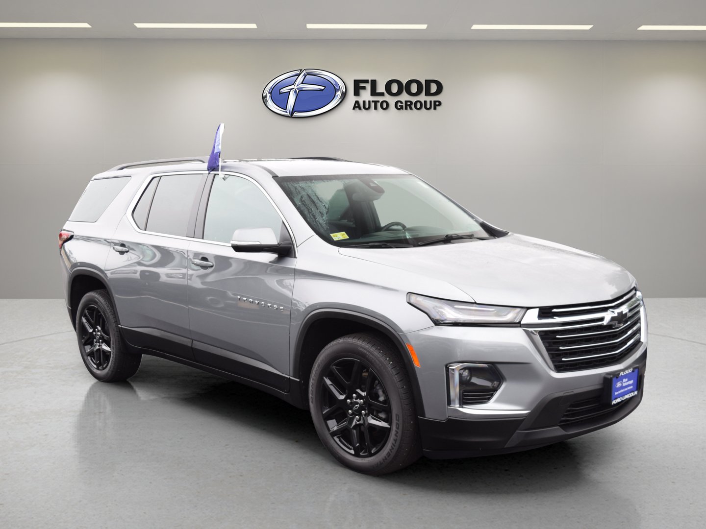 Used 2023 Chevrolet Traverse LT w/ LPO, Floor Liner Package