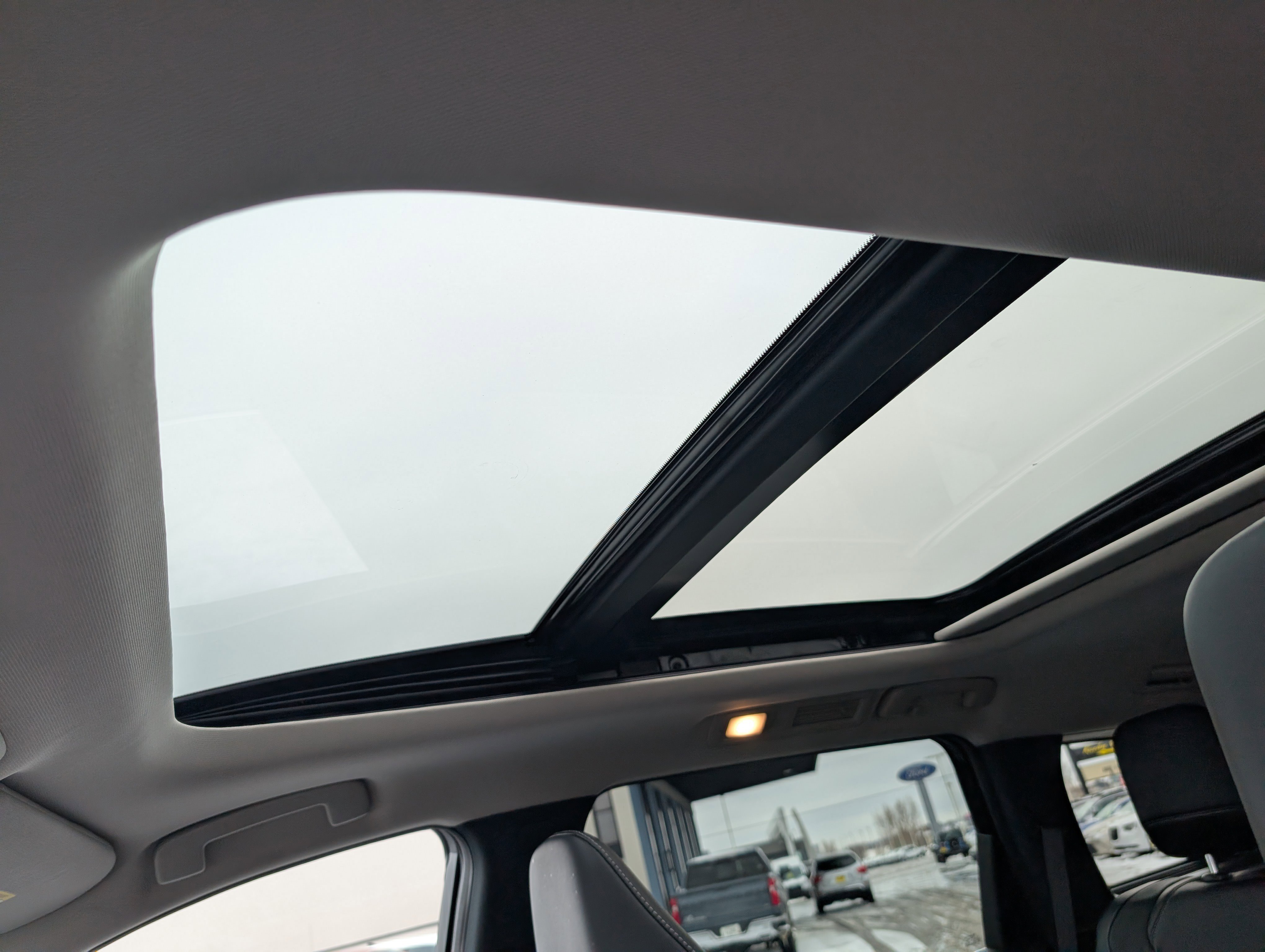 Used 2023 INFINITI QX60 Luxe image 26