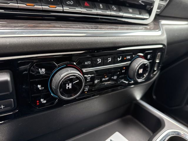 Used 2024 Chevrolet Silverado 1500 LTZ w/ LTZ Premium Package image 31