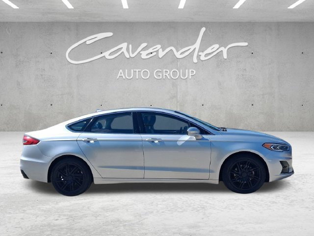 Used 2019 Ford Fusion SEL FWD image 21