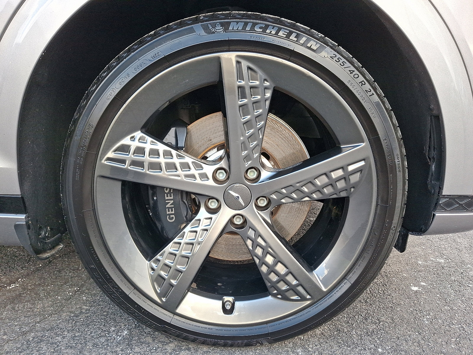 Used 2023 Genesis GV70 2.5T w/ Sport Prestige Package image 8