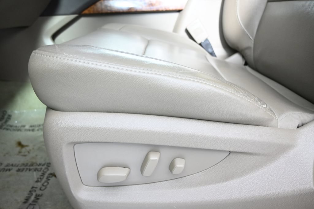 Used 2019 Chevrolet Tahoe Premier AWD/4WD image 23
