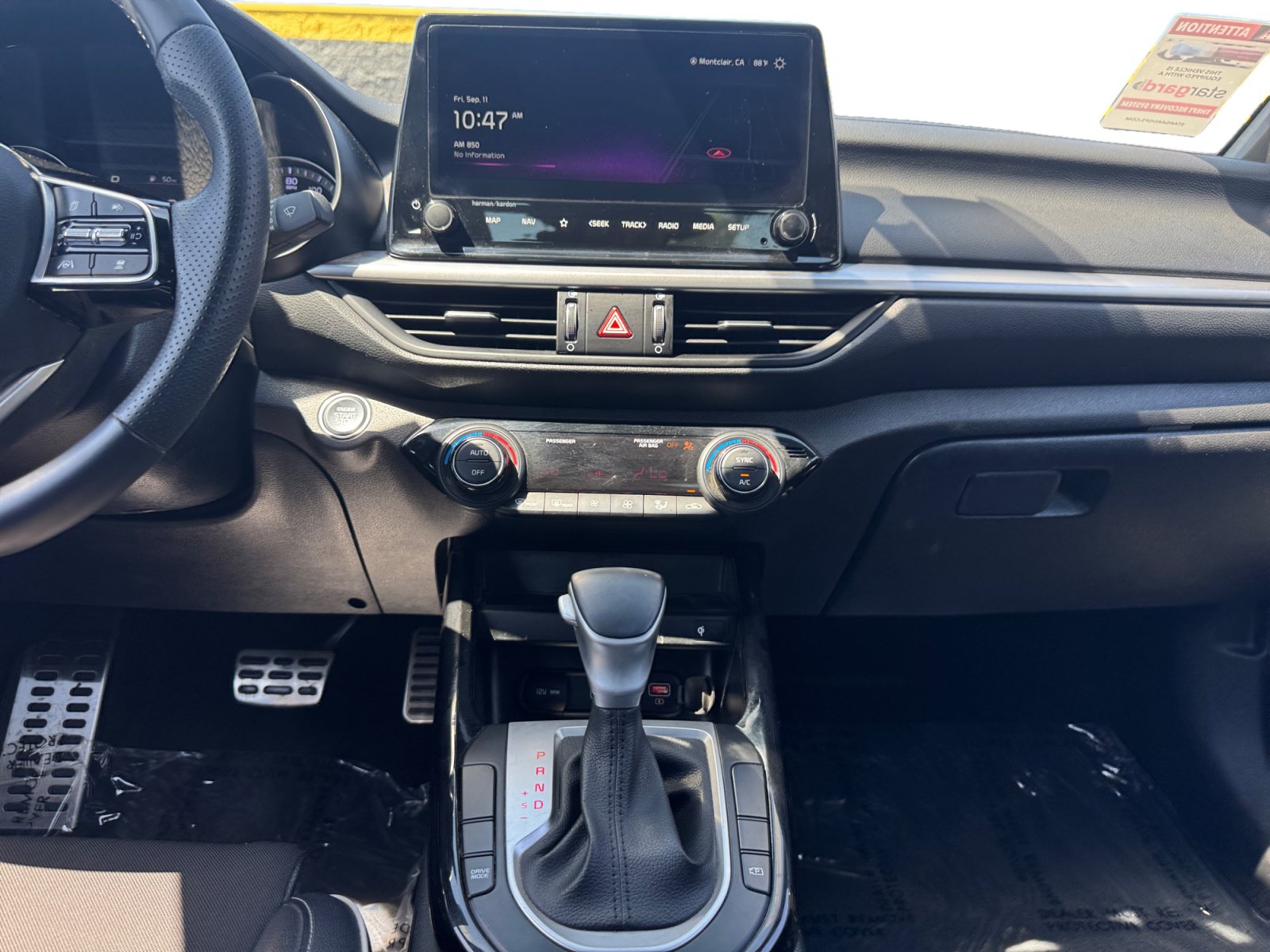 Used 2023 Kia Forte GT-Line w/ GT-Line Premium Package FWD image 11