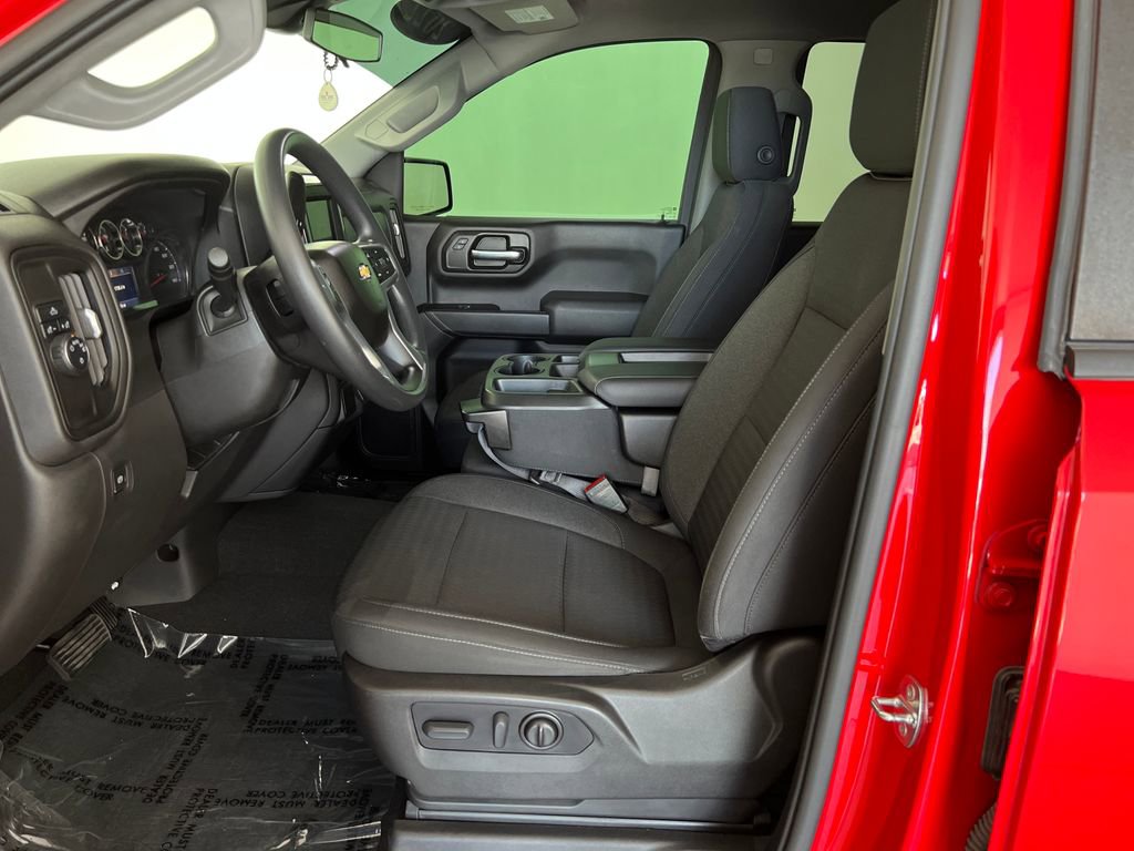 Used 2022 Chevrolet Silverado 1500 Custom w/ Safety Confidence Package image 11