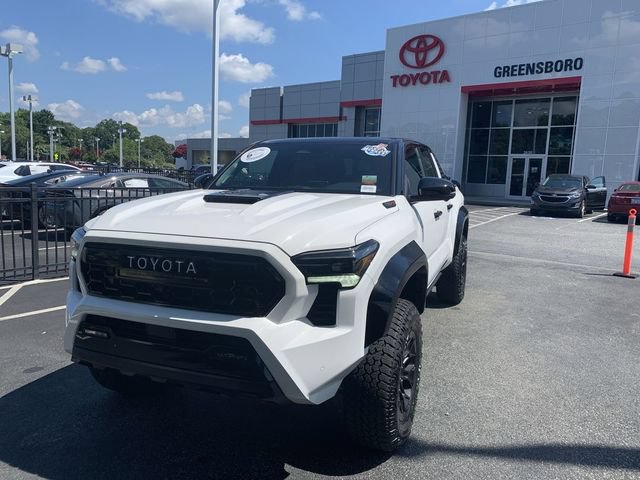 Used 2026 Toyota Tacoma TRD Pro AWD/4WD image 1