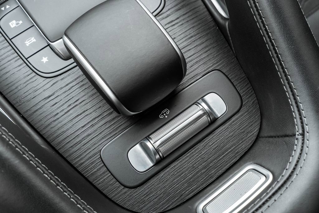 Used 2024 Mercedes-Benz GLE 53 AMG 4MATIC image 23