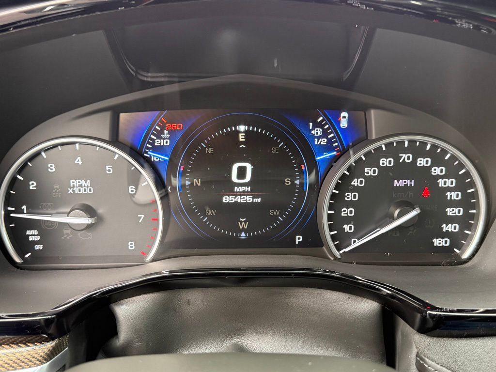 Used 2017 Cadillac XT5 Platinum w/ Driver Assist Package image 37