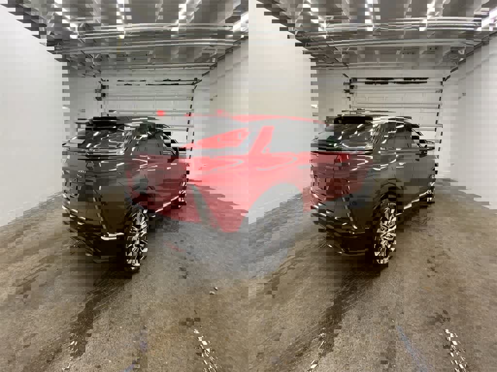 Certified 2024 Cadillac Lyriq Luxury w/ LPO, Floor Liner Package image 6